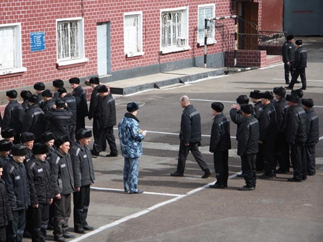 В Карелии экс-начальнику ИК-9 и его заму дали по 7 лет колонии за пытки заключенного