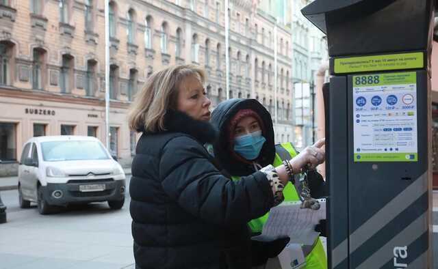 Крах Орбанка обнулил питерские парковки