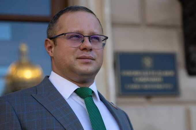 Депутат Денис Четырбок утаивает доходы с использованием поддельных деклараций