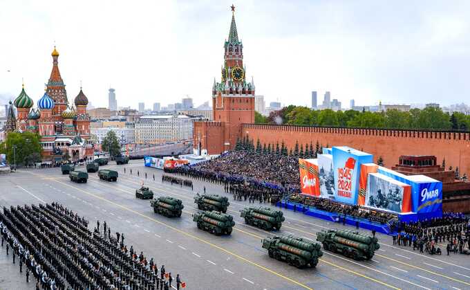Депутаты Европарламента приедут в Москву для празднования 9 Мая