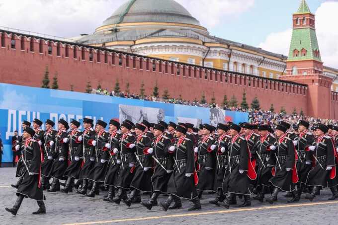 Во время Парада Победы в Москве будет отключена мобильная связь