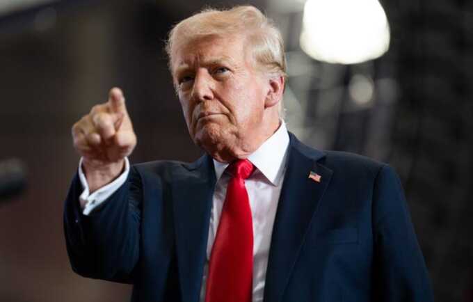 Трамп призвал Украину незамедлительно согласиться на переговоры с Россией