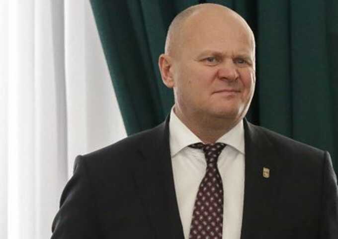 Правоохранительные органы задерживают мэра Красноярска Владислава Логинова по подозрению в получении взятки