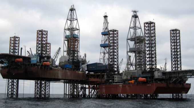 Россия и Украина борются за газовые платформы в Чёрном море